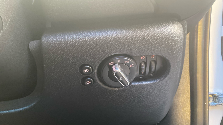 MINI Hatchback 1.5 Cooper Classic II 5dr Auto Petrol Hatchback